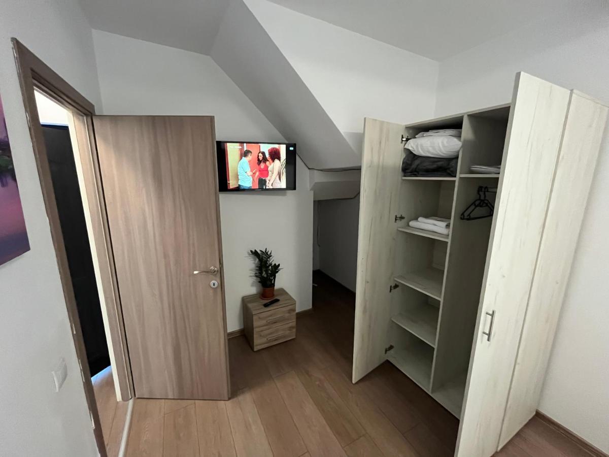 Grey Boutique Hotel Palas Iasi Exterior photo