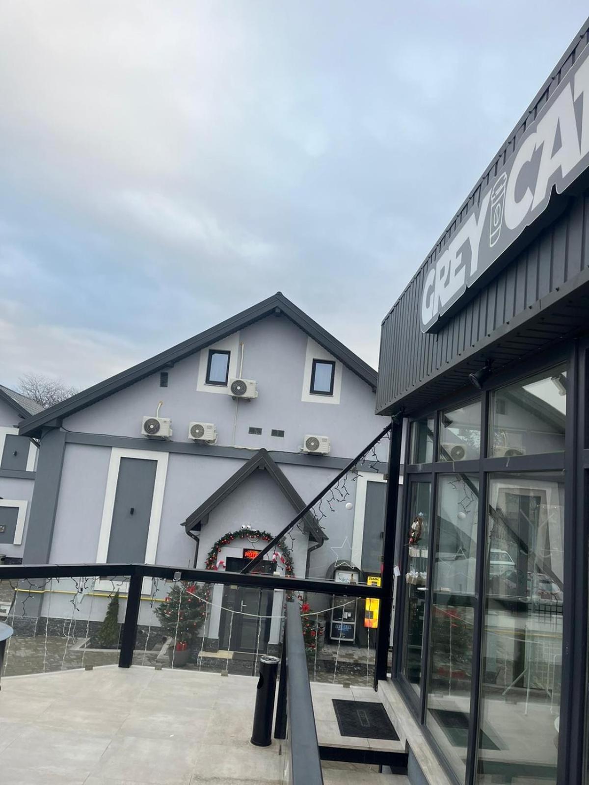 Grey Boutique Hotel Palas Iasi Exterior photo