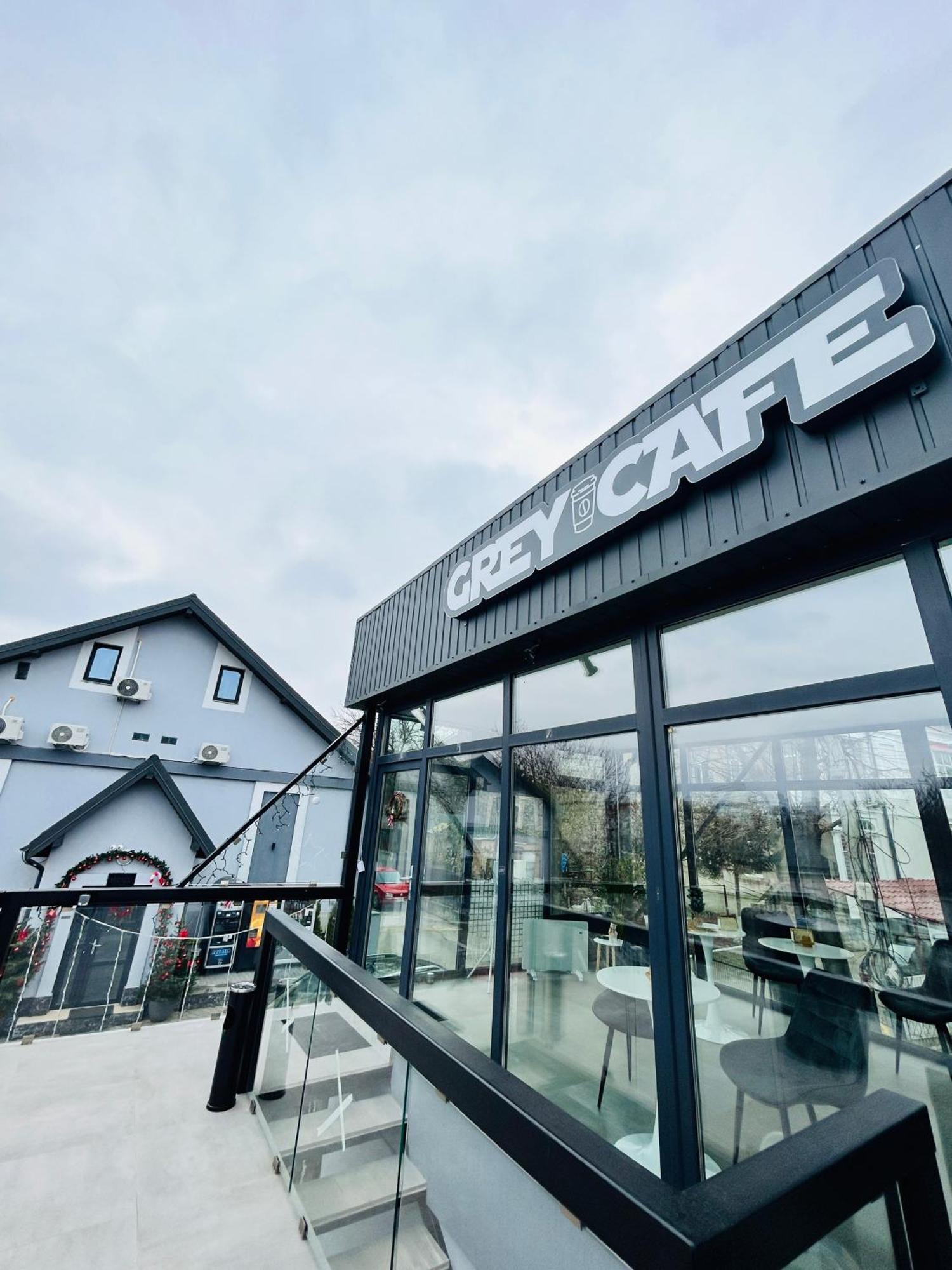 Grey Boutique Hotel Palas Iasi Exterior photo
