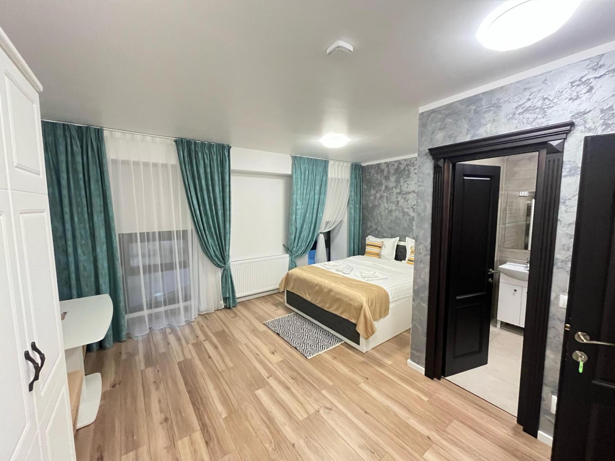 Grey Boutique Hotel Palas Iasi Exterior photo