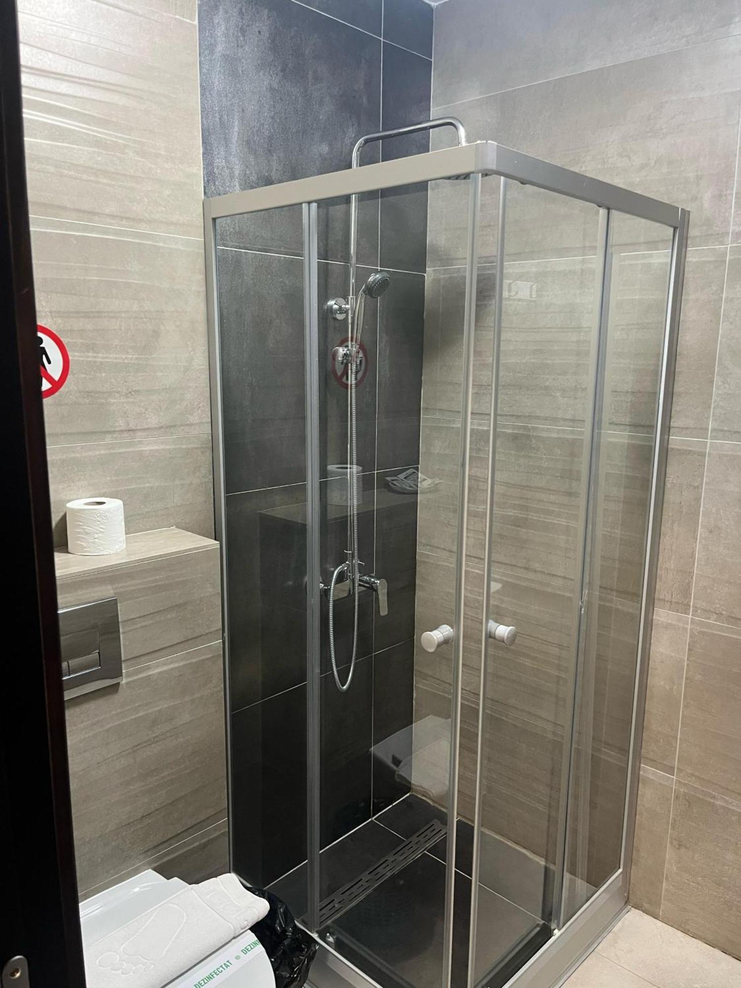 Grey Boutique Hotel Palas Iasi Exterior photo